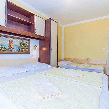 Nice Apartment In Crikvenica With House Sea View Εξωτερικό φωτογραφία